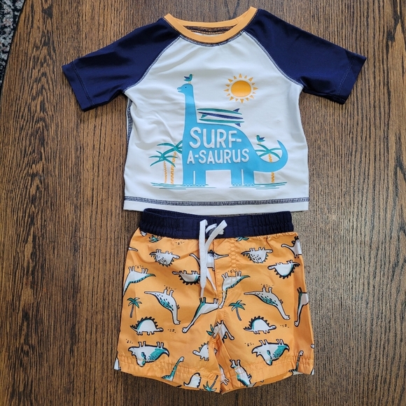 Old Navy Rashguard Board Short Swimming Set Size Boy's 6-12 Months - Picture 1 of 6